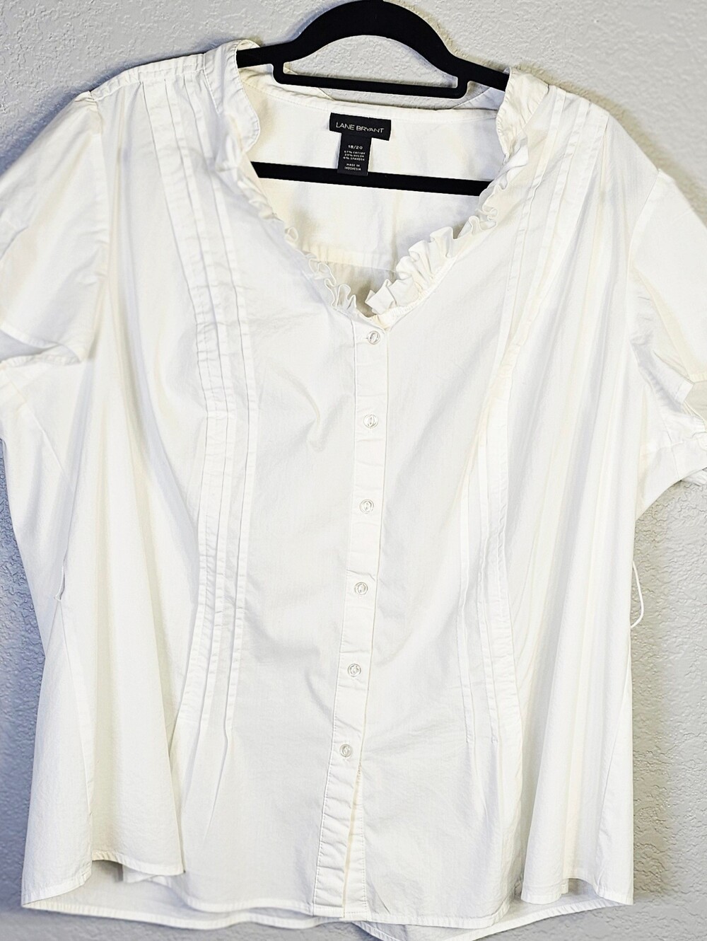 Lane Bryant White Ruffle Pintuck Button Front Blouse Plus Size 18/20 Cottagecore